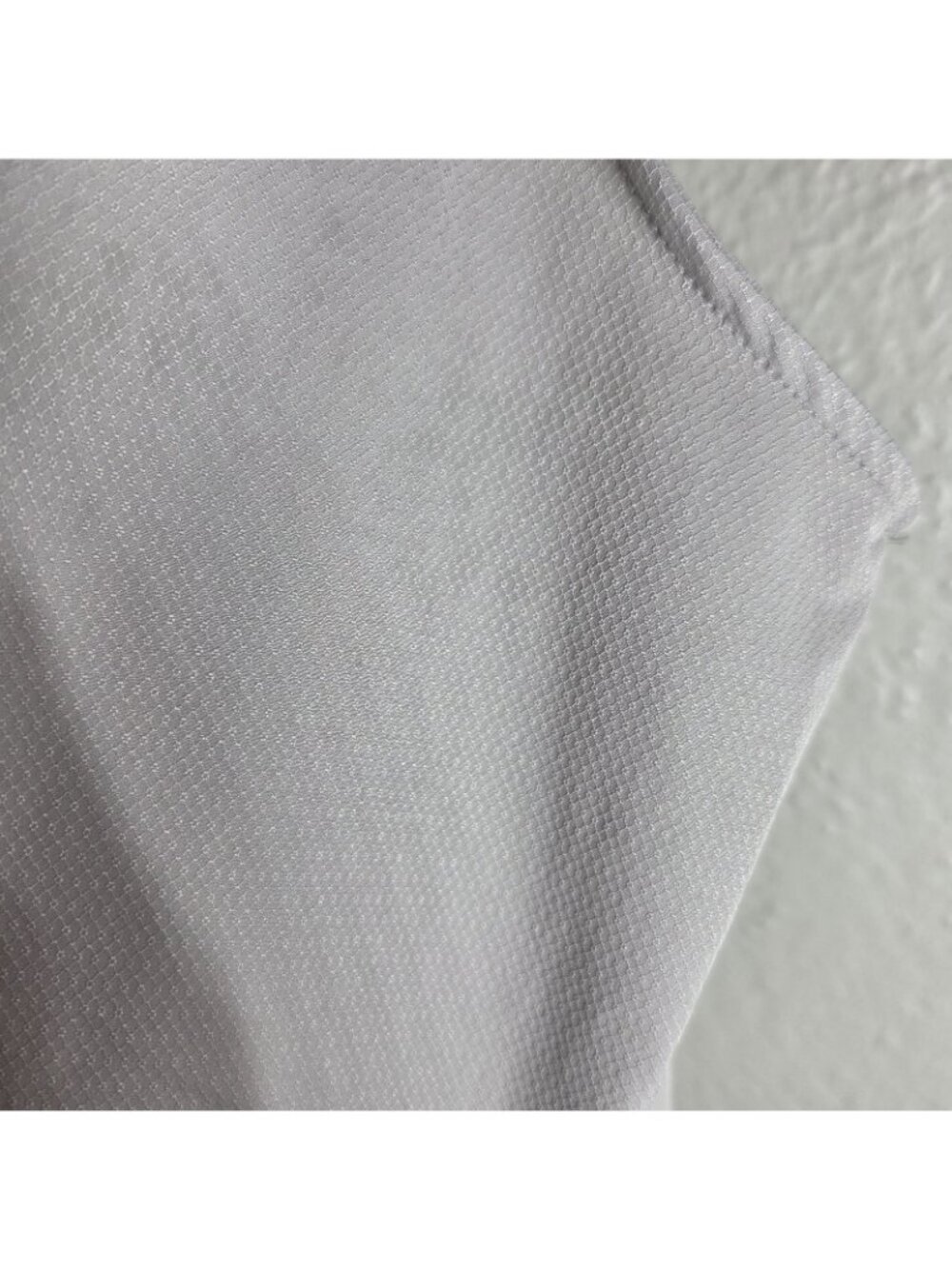 Eddie Bauer Womens Size XL Sleeveless Tech Shirt Beige Button Front Collared - Picture 4 of 15
